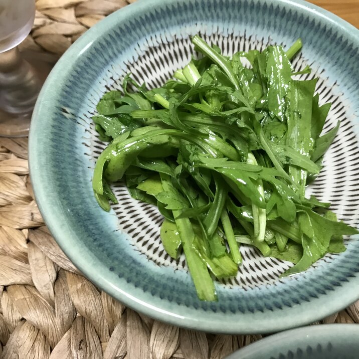 春菊の胡麻油あえ